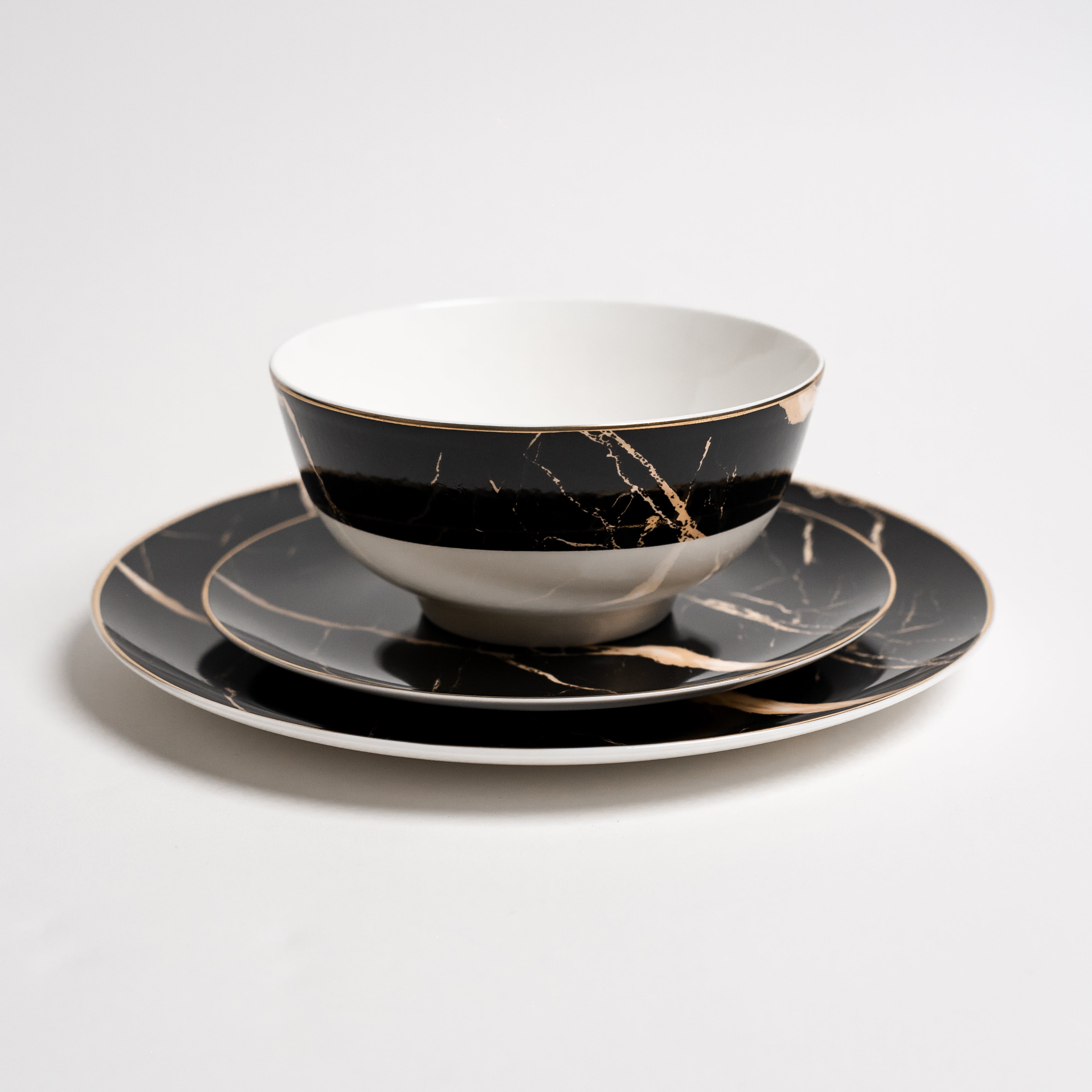 Set di Piatti in Marmo Nero Libra
