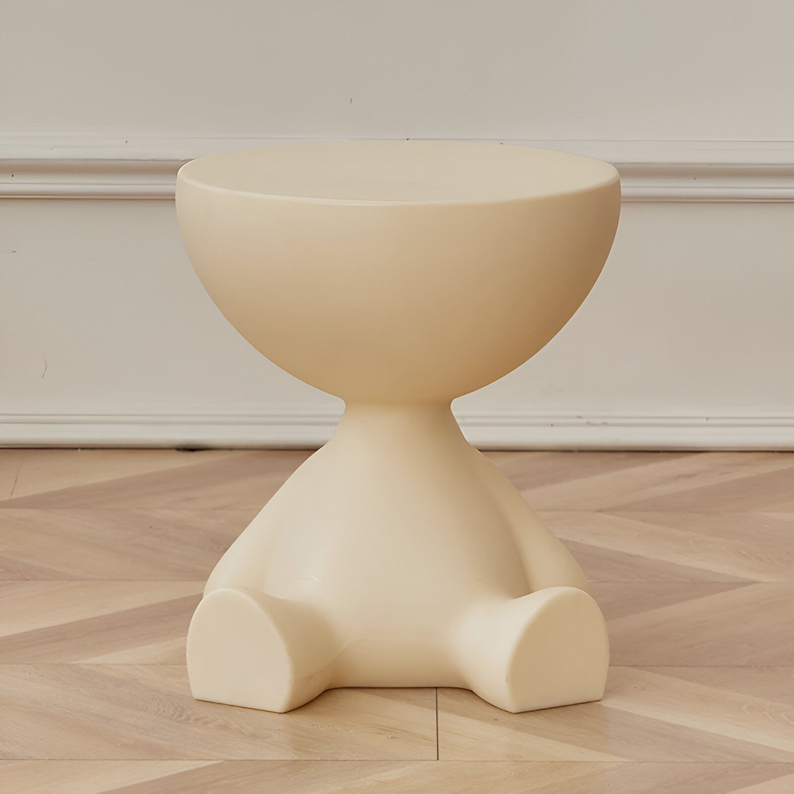 Elegant Round Coffee Table Stylish Accent for Living Room 9