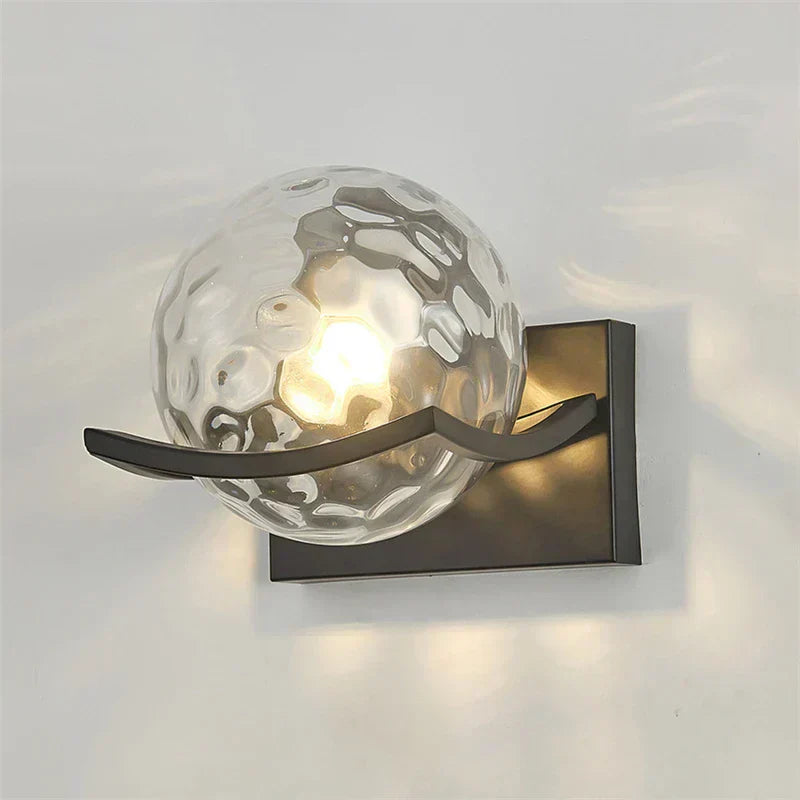 ModernGlow – Modern LED Wall Lamp made of Glass