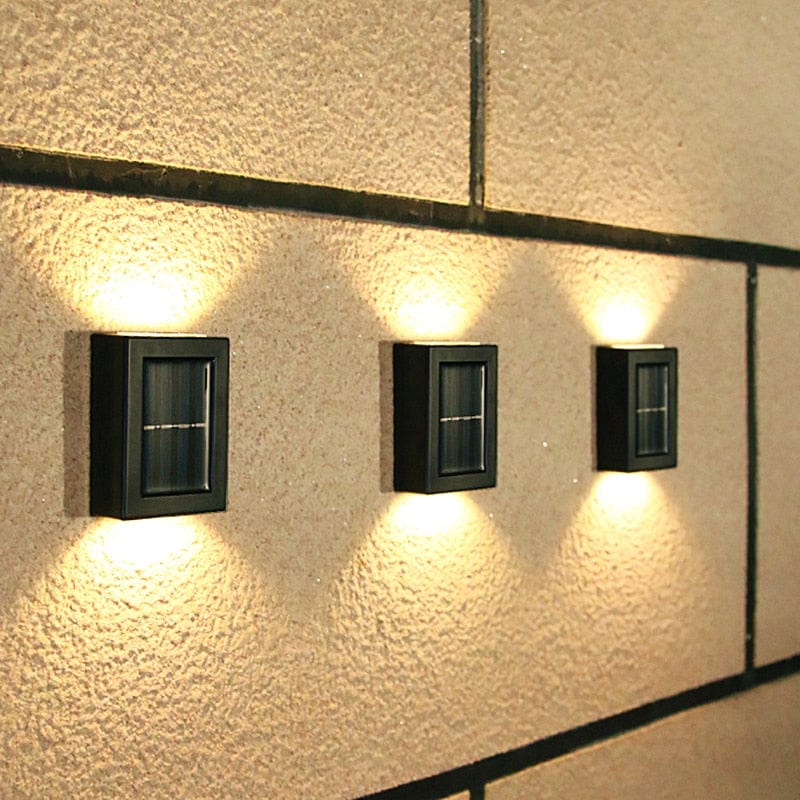 EcoShine - Lampada da parete per terrazzo alimentata a energia solare