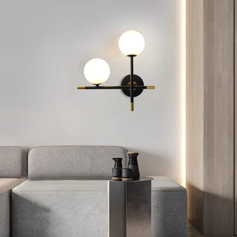 GlobeGlow - Lampada da parete LED moderna con sfere di vetro Illuminazione elegante