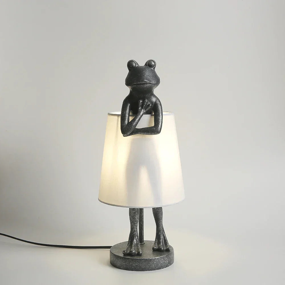JungleGlow - Frog LED Table Lamp in Modern Design for Living Room & Children's Room