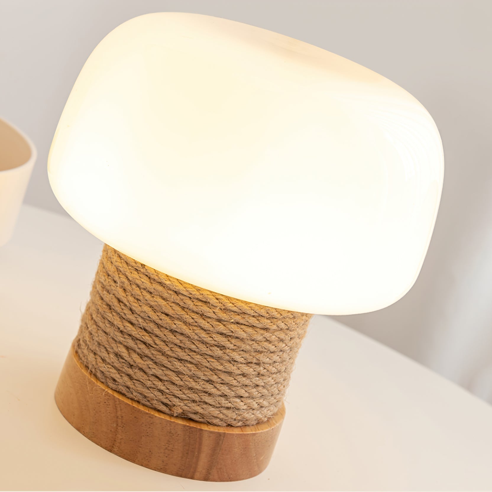 LumiWood - Modern Table Lamp with Wooden Base