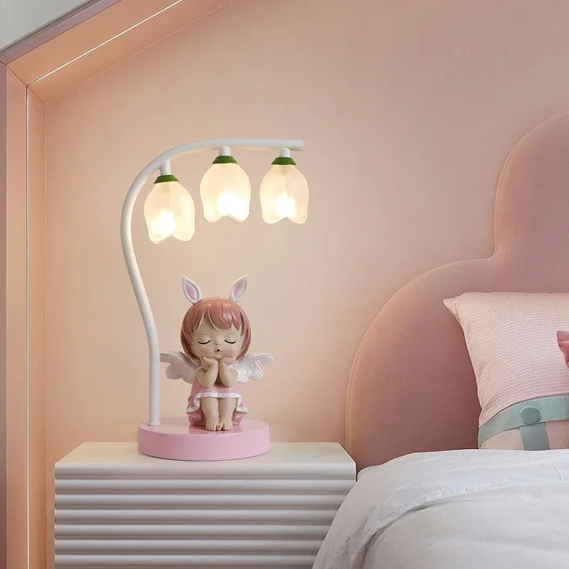 BlossomGlow – Shady Children's Room Table Lamp with LED and Flower Design