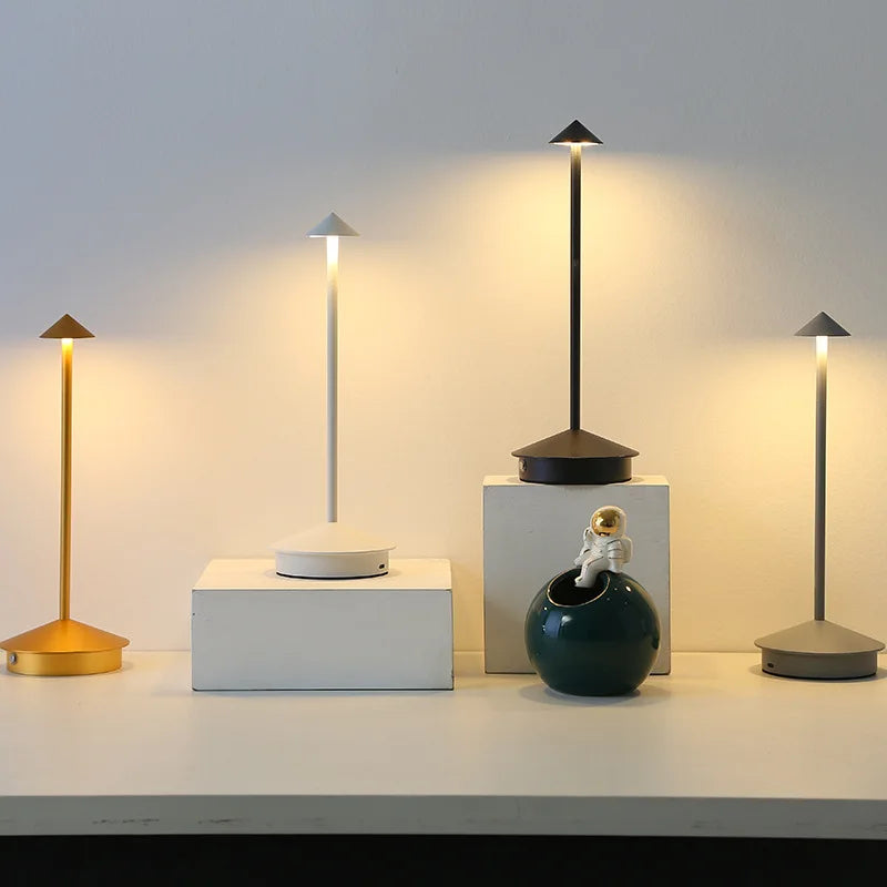 LuxeLicht - Candeeiro de Mesa Moderno com Sensor Tátil