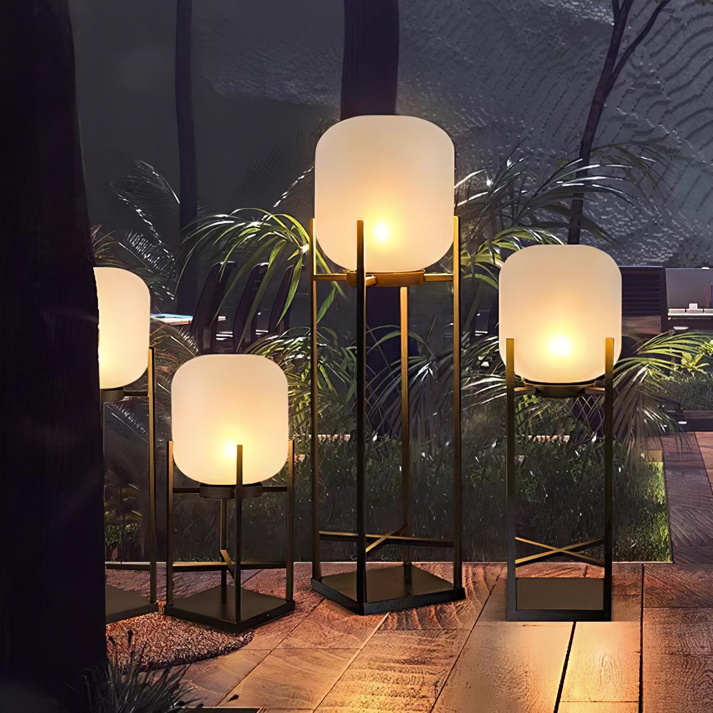 LumeStand - Lampada da Terra Solare a LED per Giardino e Terrazza