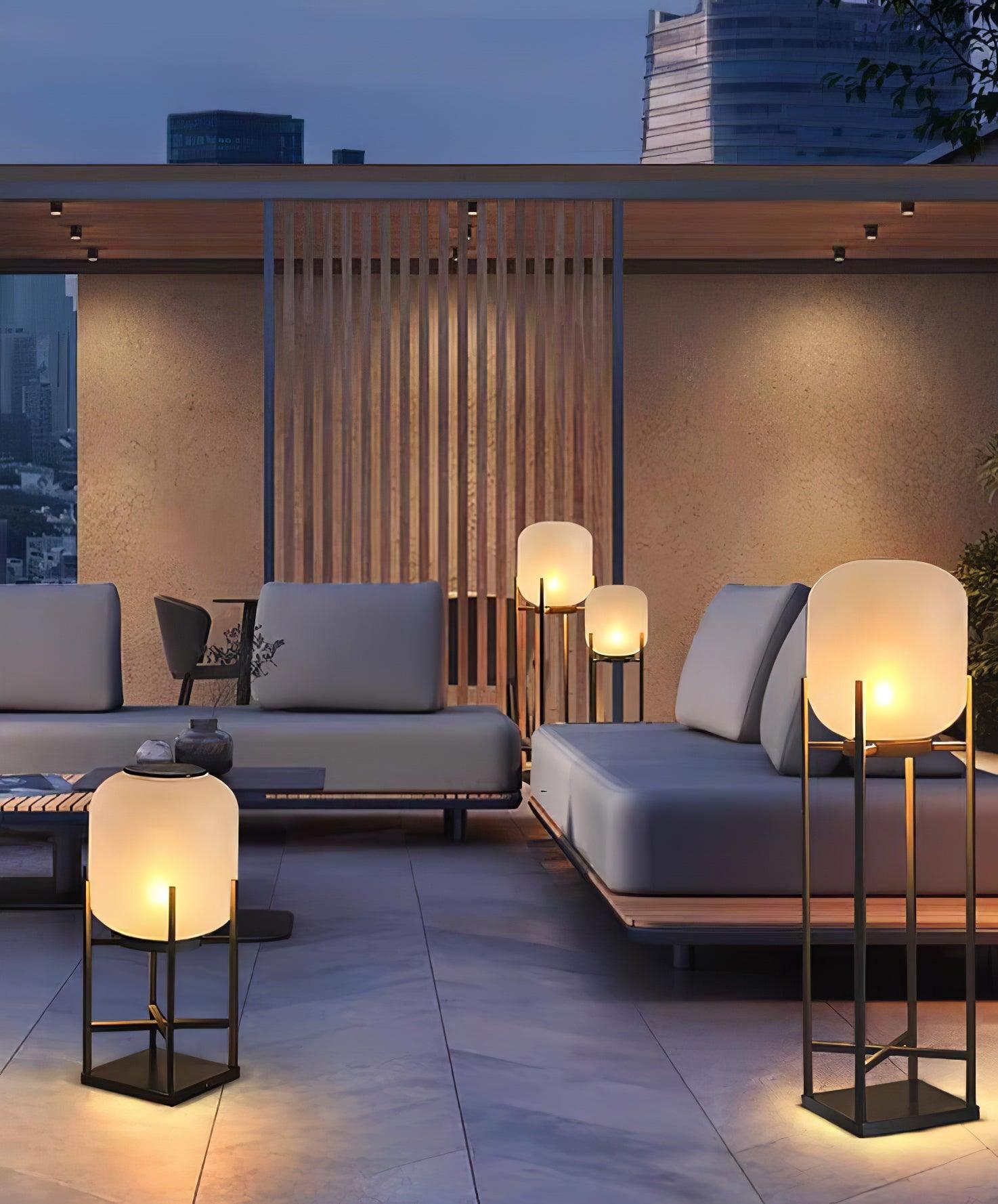 LumeStand - Lampada da Terra Solare a LED per Giardino e Terrazza