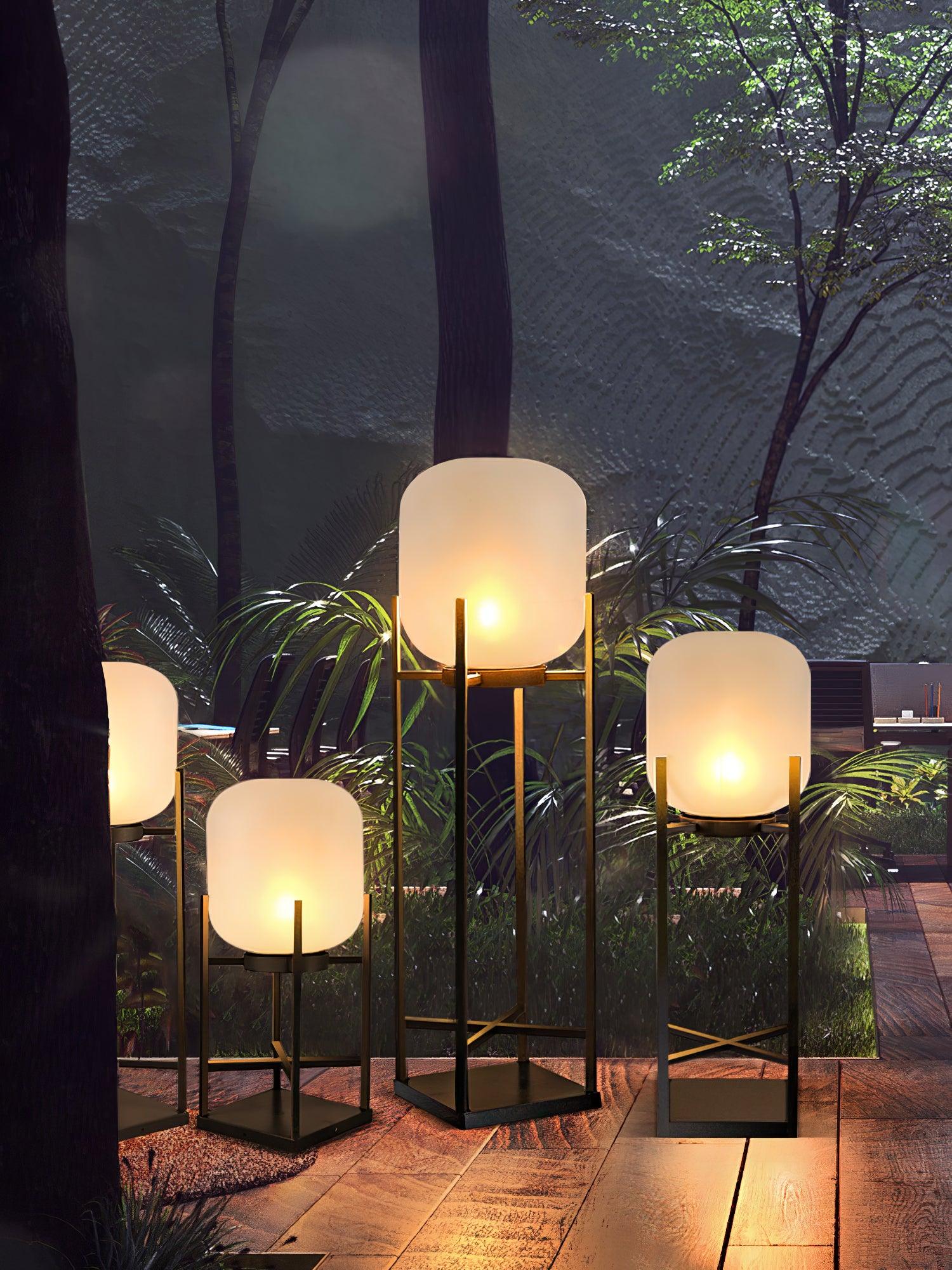LumeStand - Lampada da Terra Solare a LED per Giardino e Terrazza