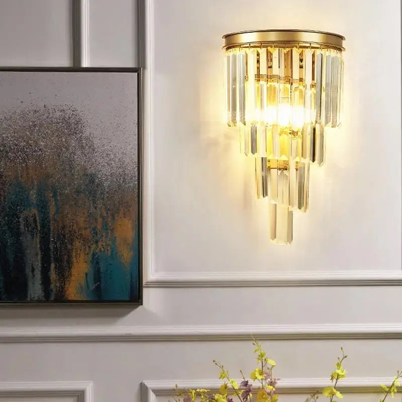 CrystalLuxe - Elegante Candeeiro de Parede em Cristal