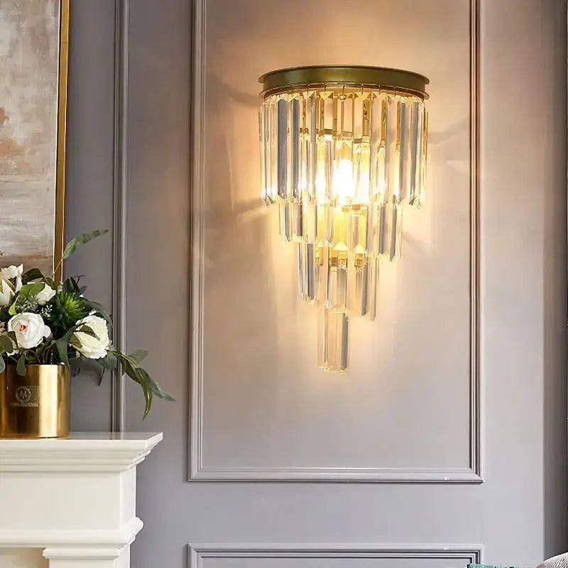 CrystalLuxe - Elegant Crystal Wall Lamp