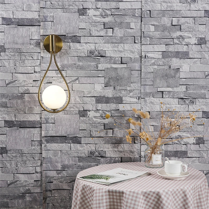 CrystalGleam - Lâmpada de Parede LED com Globo de Vidro Metálico