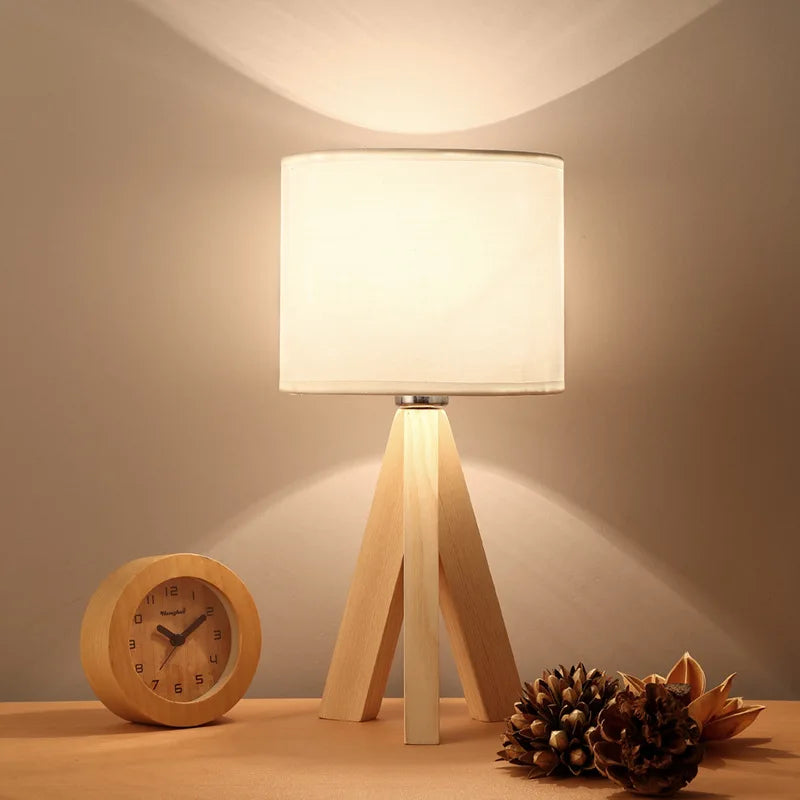 NordicGlow – Houten Tafellamp met Scandinavisch Design