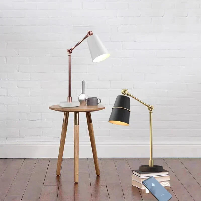 MonoGlow - Moderne LED Tafellamp met Draaibare Arm | Minimalistisch Design