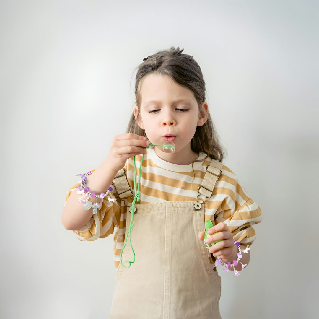 Set creativo per bambini per realizzare braccialetti - Regalo per la Festa della Mamma