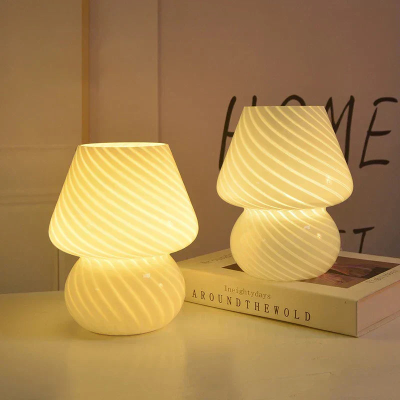 LumiGlow - Lampada da Tavolo Moderna in Vetro con LED | Elegante Lampada da Scrivania