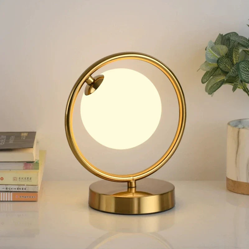 RadiantGlow - Moderne Tafellamp met Elegante Glazen Bol