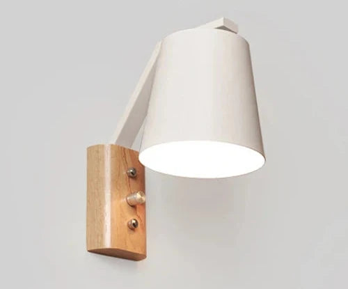 WoodLume – Modern LED Wall Lamp Made of Wood for Living Room & Bedroom