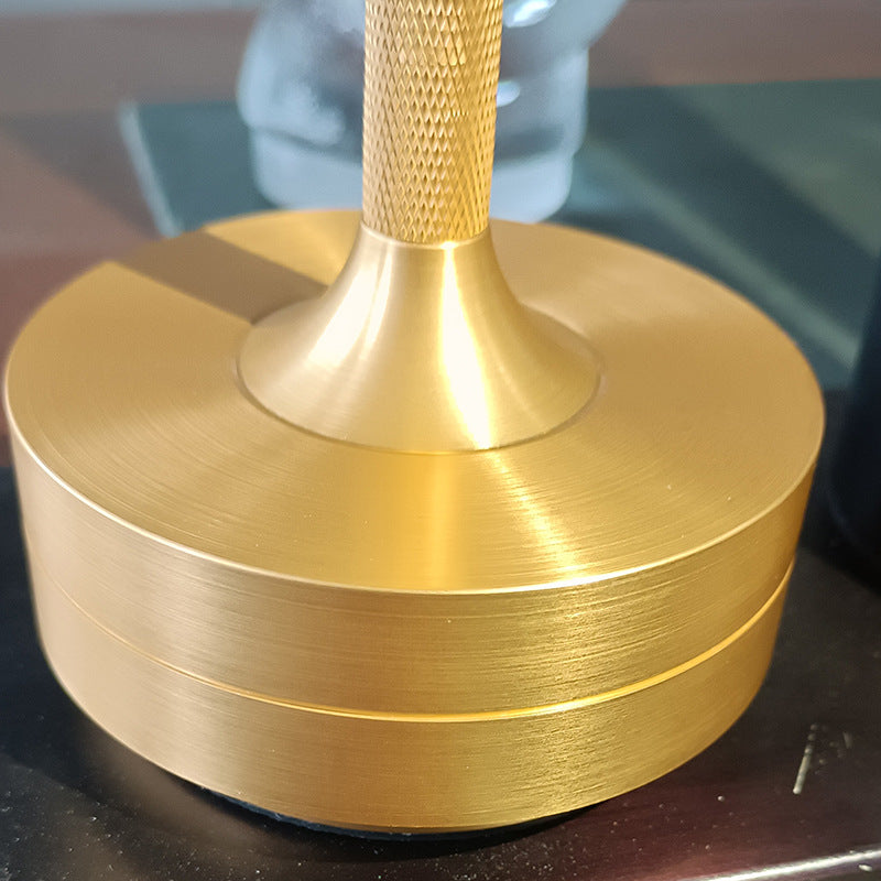 Lampada da tavolo LED wireless con controllo intelligente
