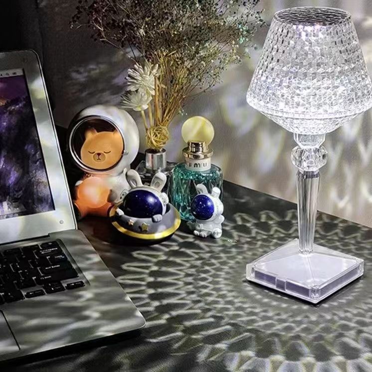 Lampada da tavolo in cristallo con 3 opzioni di illuminazione dimmerabili