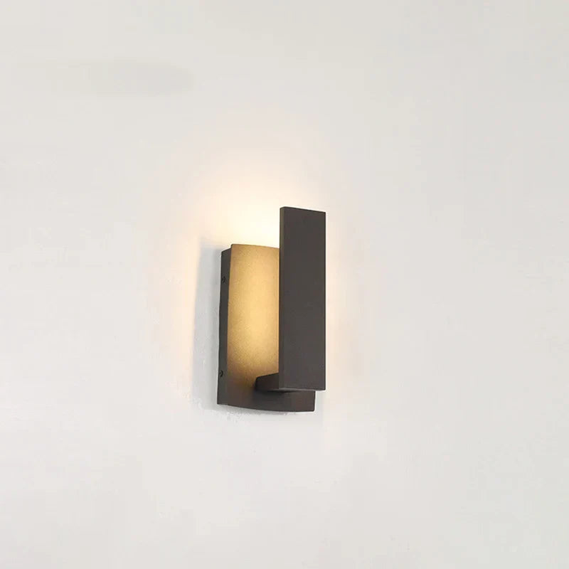Luminara - Candeeiro de Parede Elegante e Resistente ao Tempo
