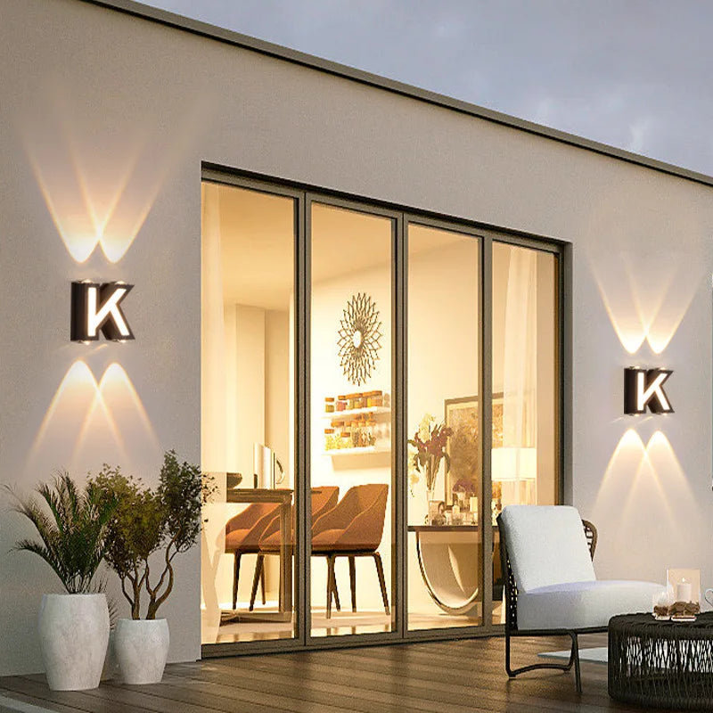 LumiLetter - Lampada da parete esterna a LED con lettere illuminate – Illuminazione decorativa resistente alle intemperie