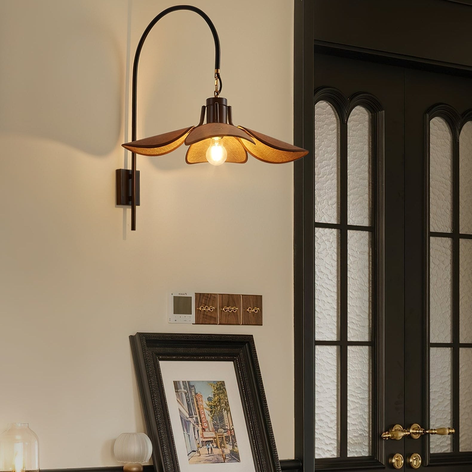 FloraLume – Flower-Shaped Wall Lamp for Elegant Lighting