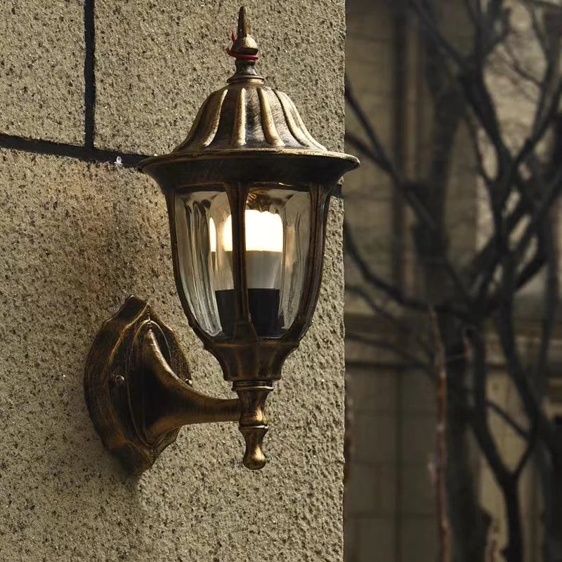 VintageElegance - Retro Wandverlichting