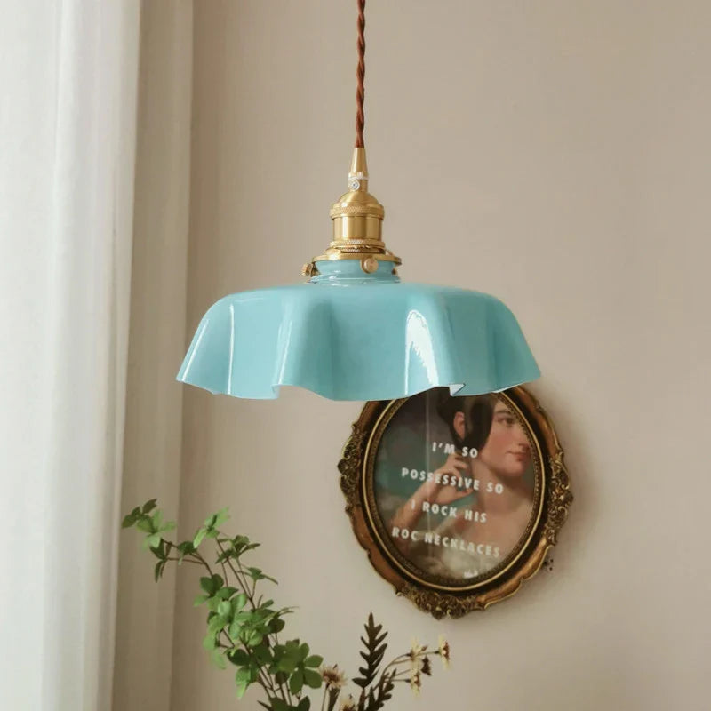 ArtisanGlow - Lampada a sospensione in ottone per un aspetto senza tempo