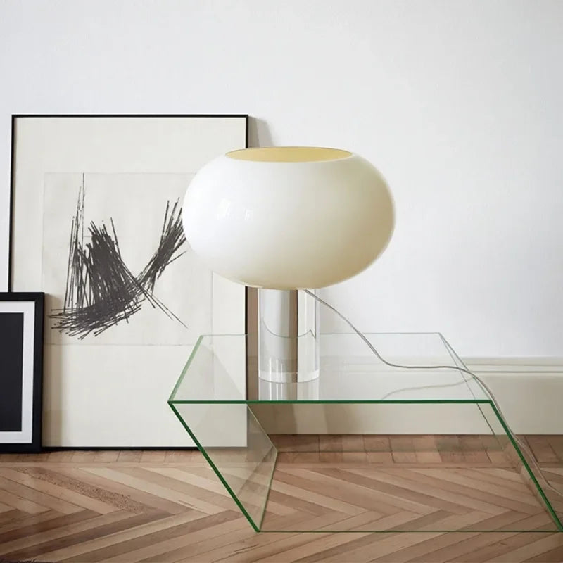 RoyalGlow - Elegant Vintage Table Lamp with LED Lighting