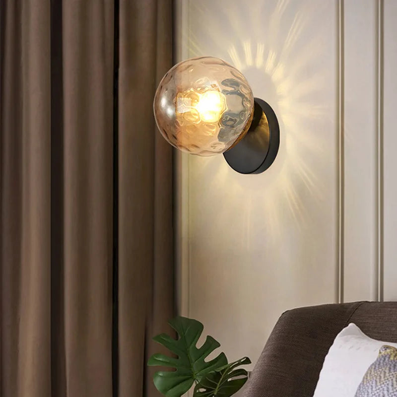 GoldLicht - Modern Golden Wall Lamp with Glass Globe
