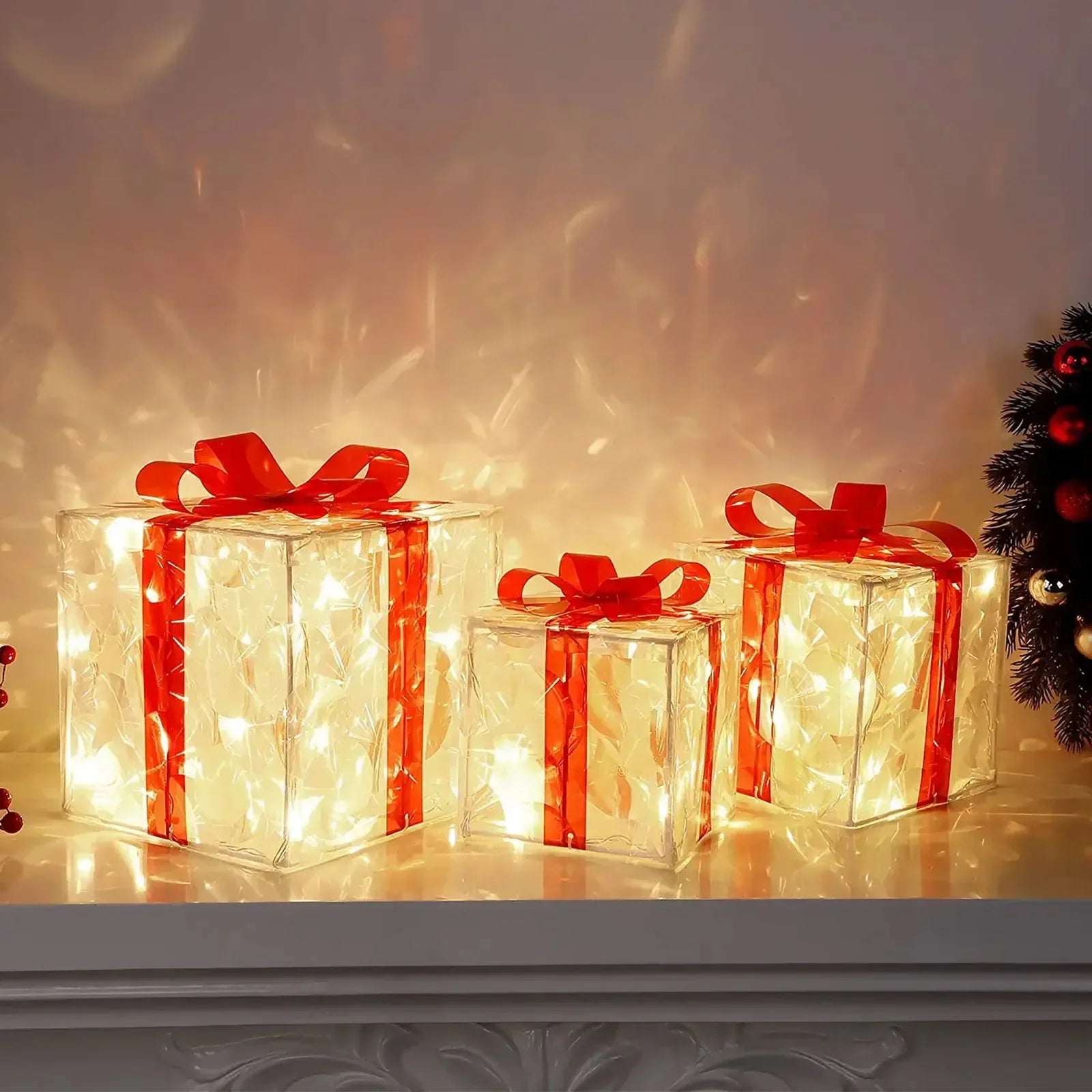 Christmas Shine - Illuminated Gift Box Ornament with Bow