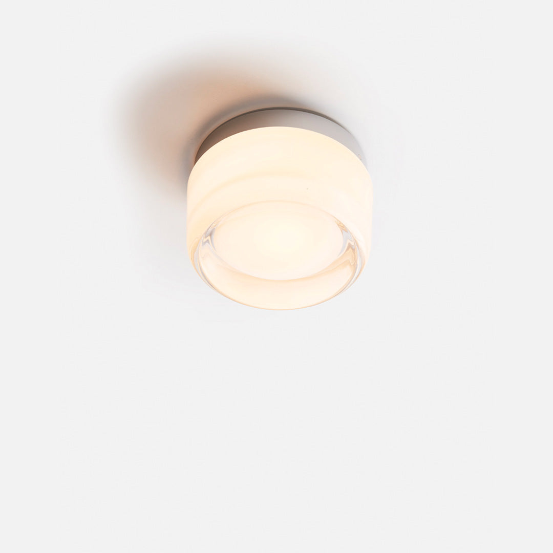 LuxaLamp - Modern Elegant Wall Lamp with Luxury Finish
