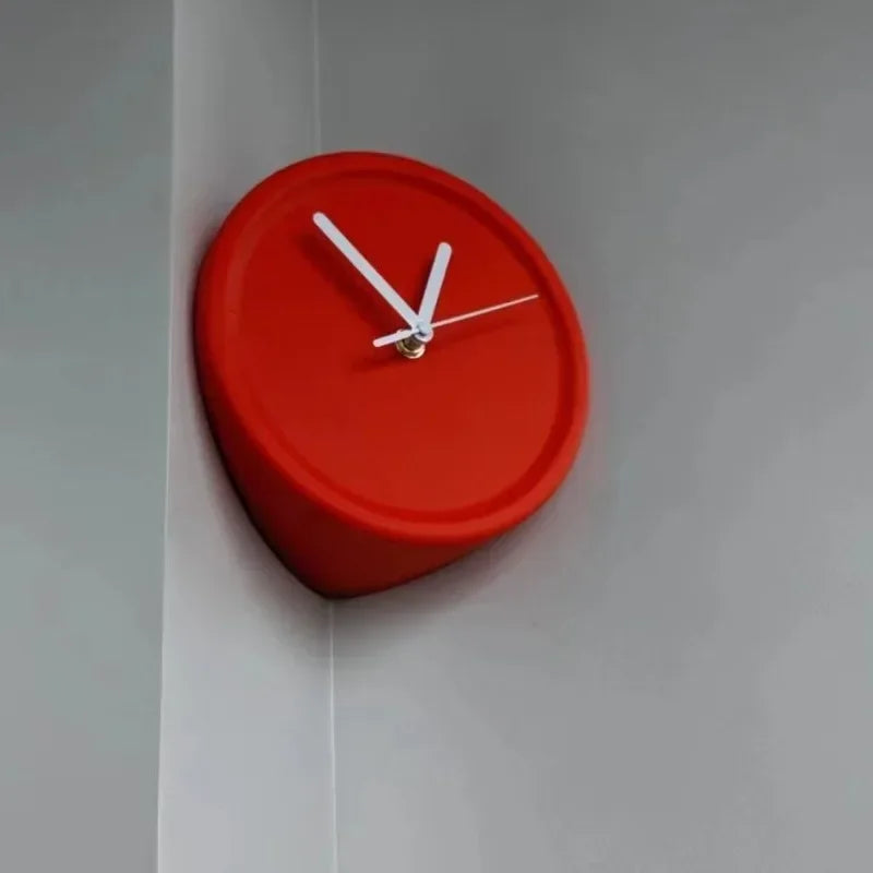 SilentCorner - Silent Wall Clock without Drilling for Corners in the House