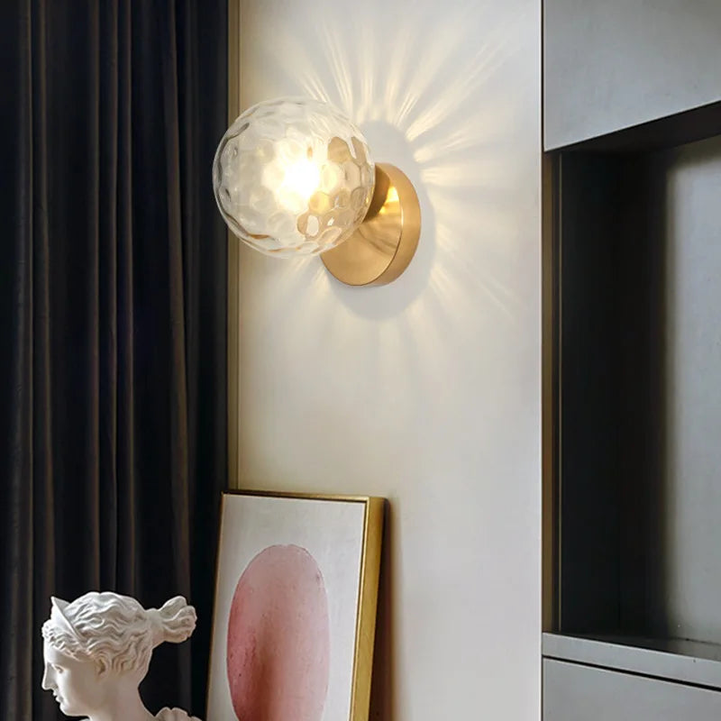 GoldLicht - Lampada da parete moderna dorata con globo di vetro