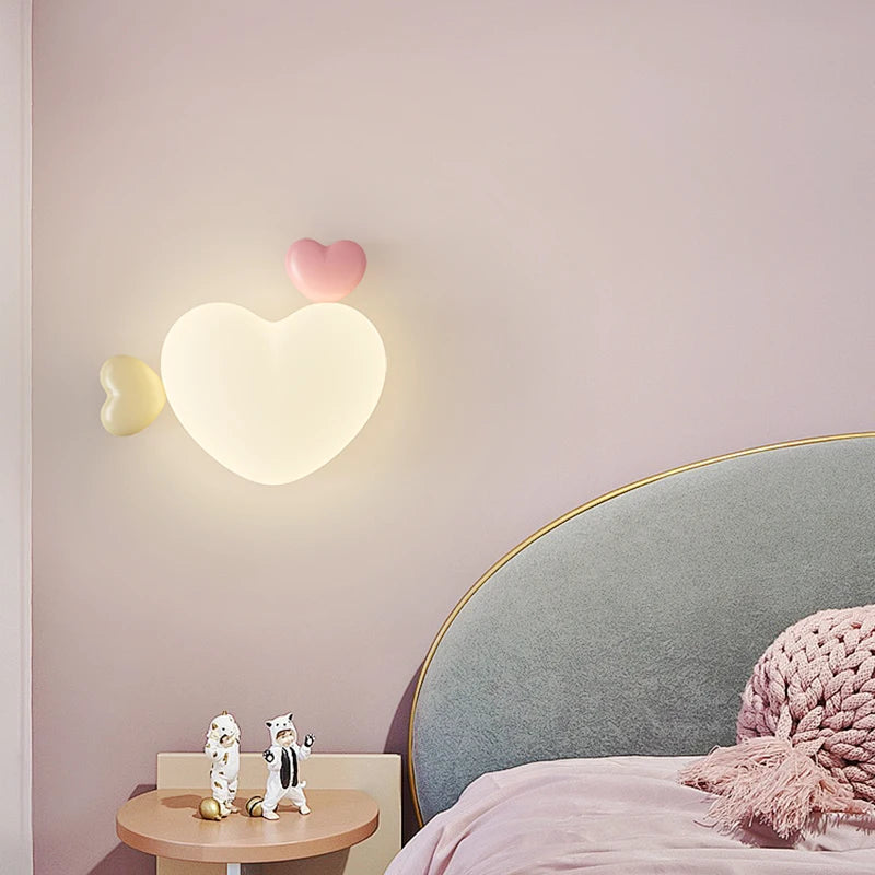 LoveLicht - Lampada da comodino LED con design cuore nuvola corona rosa
