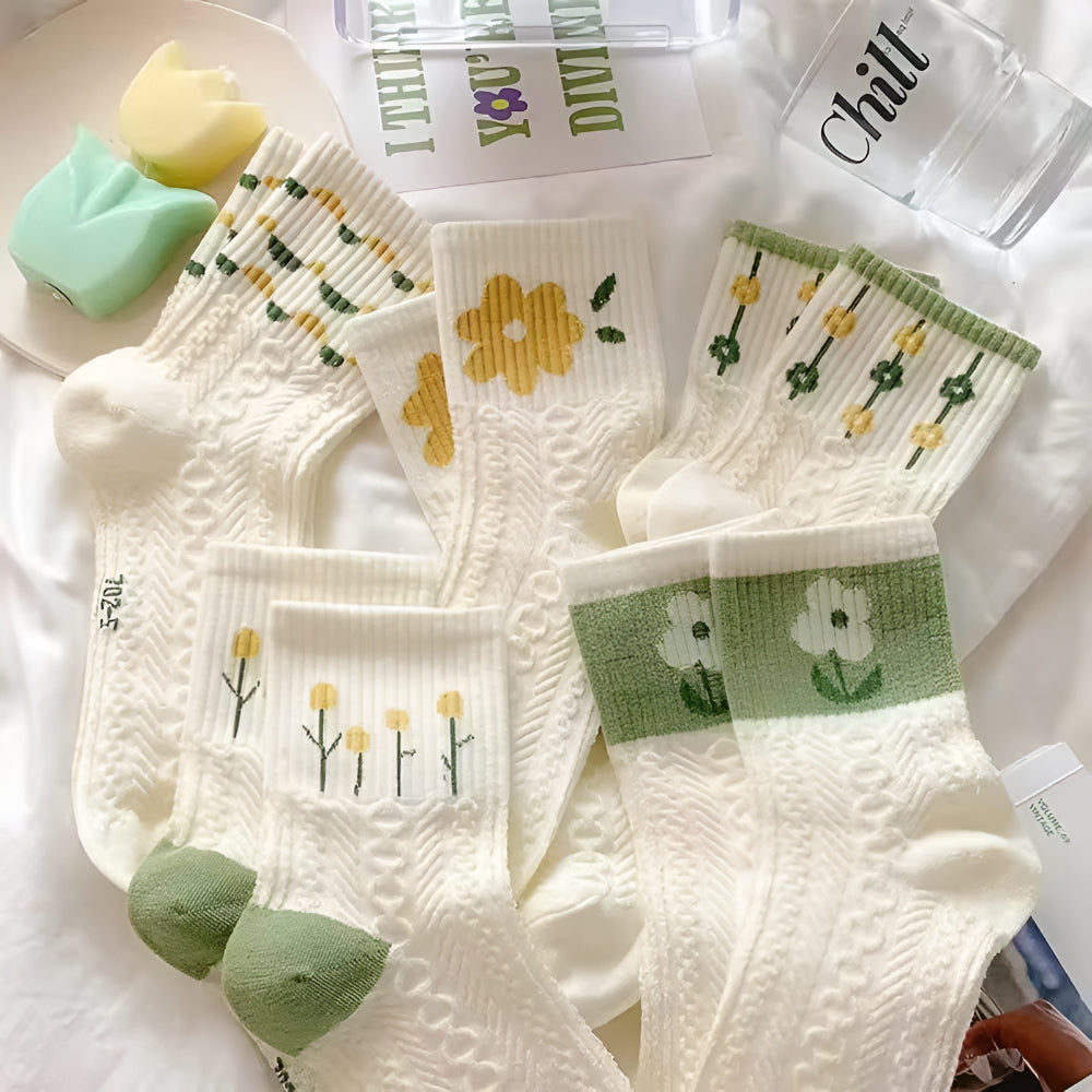 Womens Socks Floral Pattern Casual Crew Sock Set Five Pairs