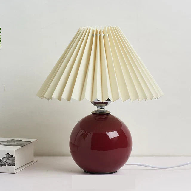 ClassicGlow - Vintage Table Lamp with Pleated Lampshade