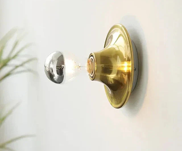 VintageGlow - Retro Wall Lamp with LED Spot