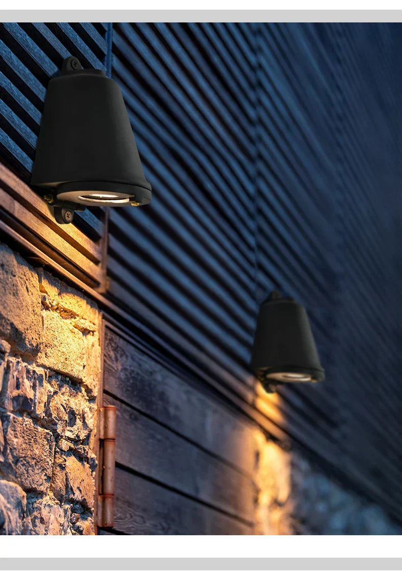 LumiGlow - Moderne Aluminium LED Wandlamp voor Buiten, Weerbestendig & Energiezuinig