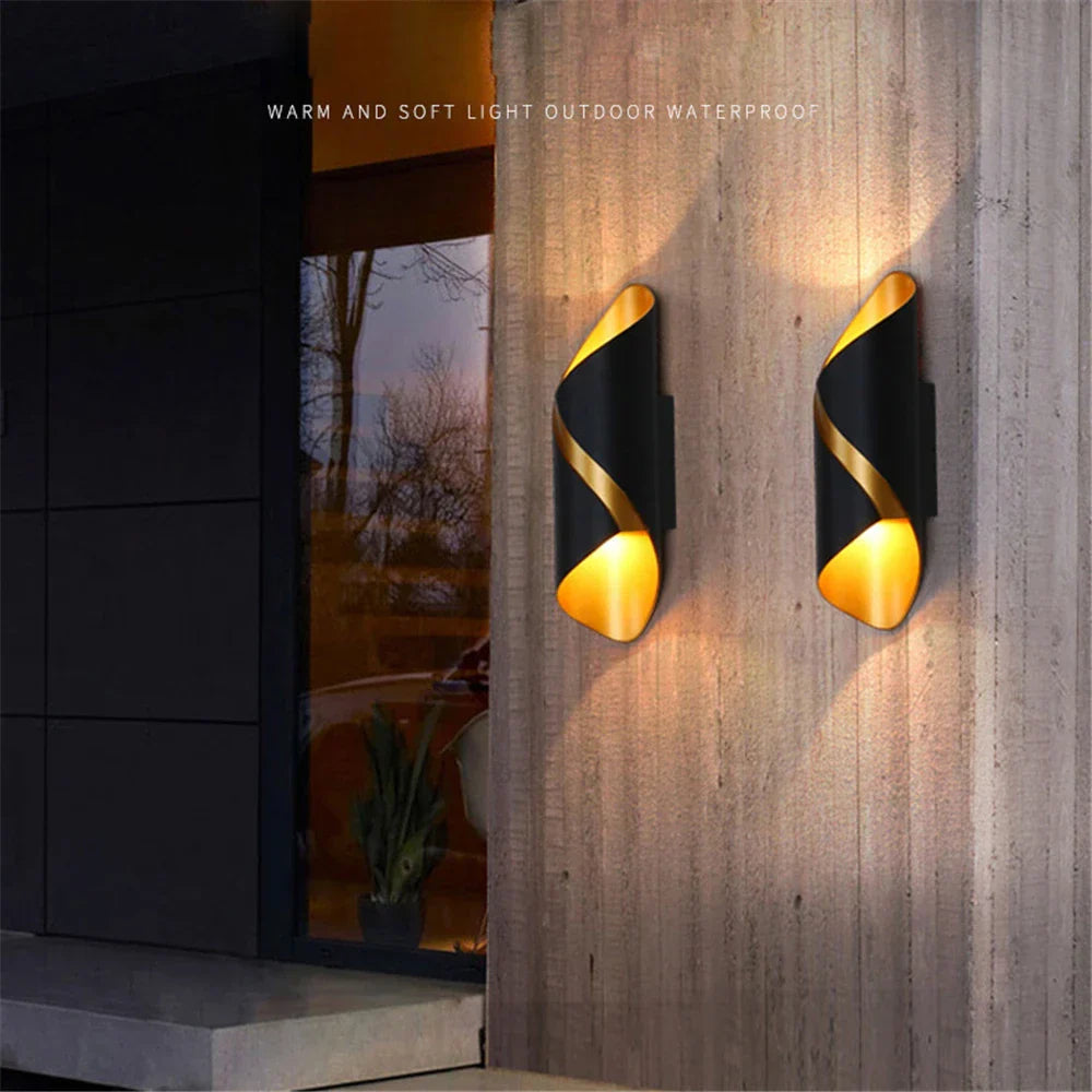AquaGlow - Lampada da esterno LED impermeabile