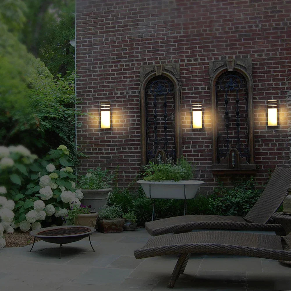 LumiWall - Waterdichte LED Buitenlamp voor Veranda – Weerbestendige Wandlamp