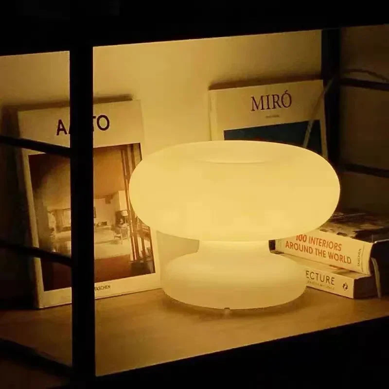 GlassGlow – Lámpara de mesa redonda moderna de vidrio en blanco
