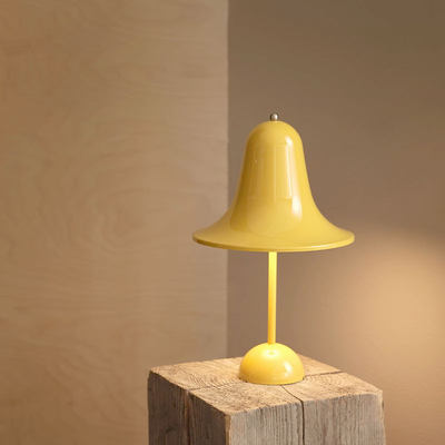 Lampada da tavolo dimmerabile a forma di campana Jaras