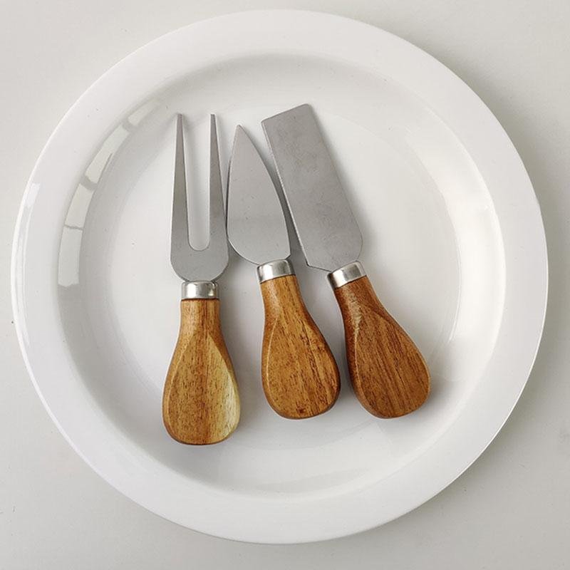 Set di coltelli per formaggio in acciaio inossidabile con manico in legno da 3 pezzi