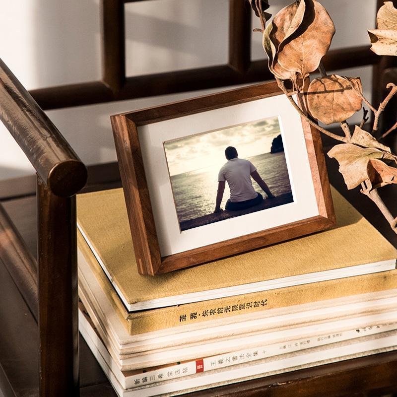 Cornici fotografiche rettangolari in legno color noce