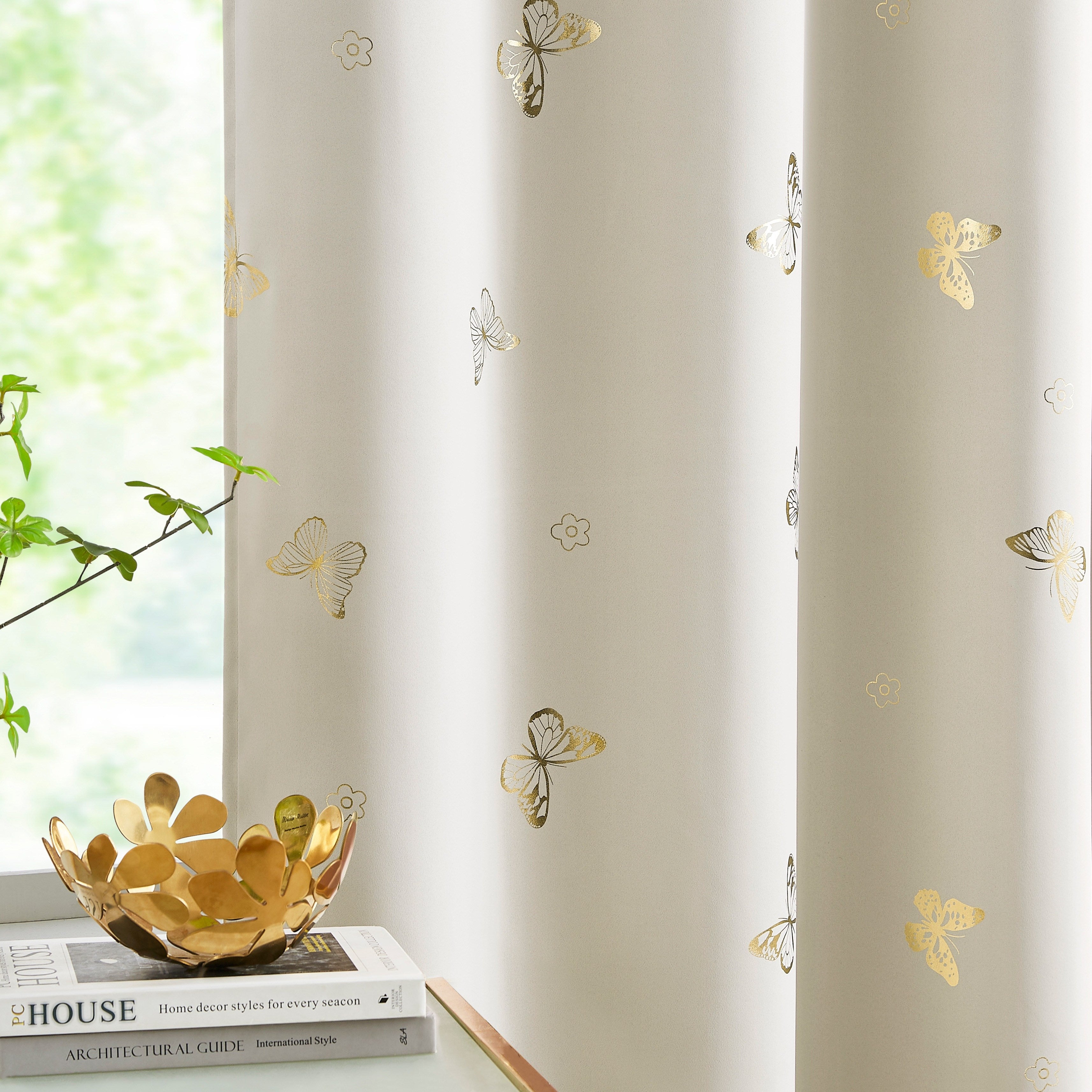 Bronzing Butterfly Blackout Curtains - 2 Pieces Heat and Sound Insulation for Living Room and Bedroom