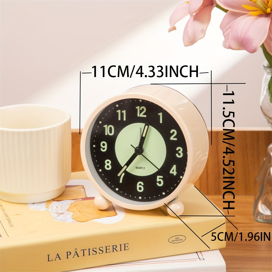 EleganceMetal - Chic Metal Alarm Clock with Soft Night Light