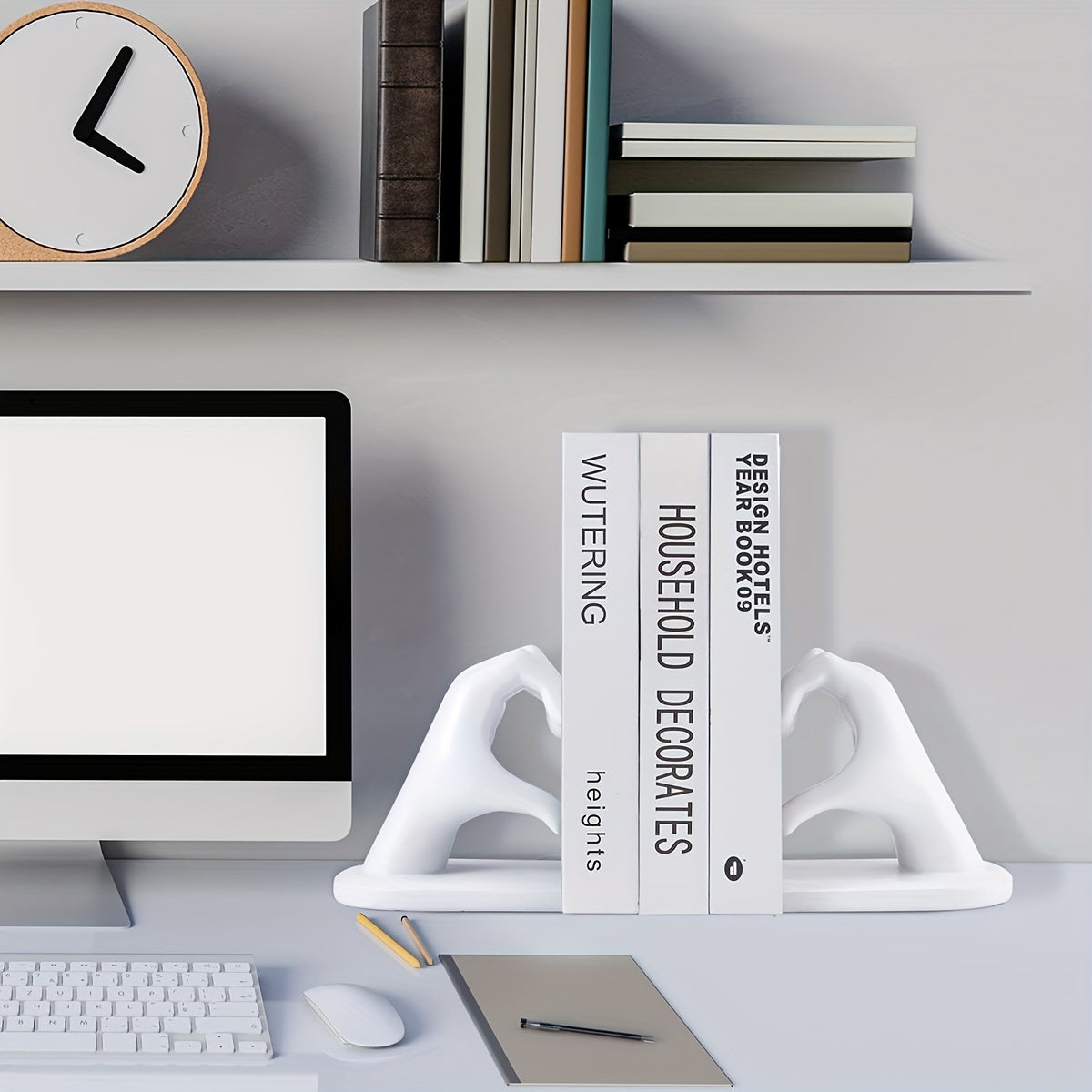 Heavy Duty Boekensteunen met Gouden Finger Heart Design - Moderne Kunst voor Thuisdecoratie