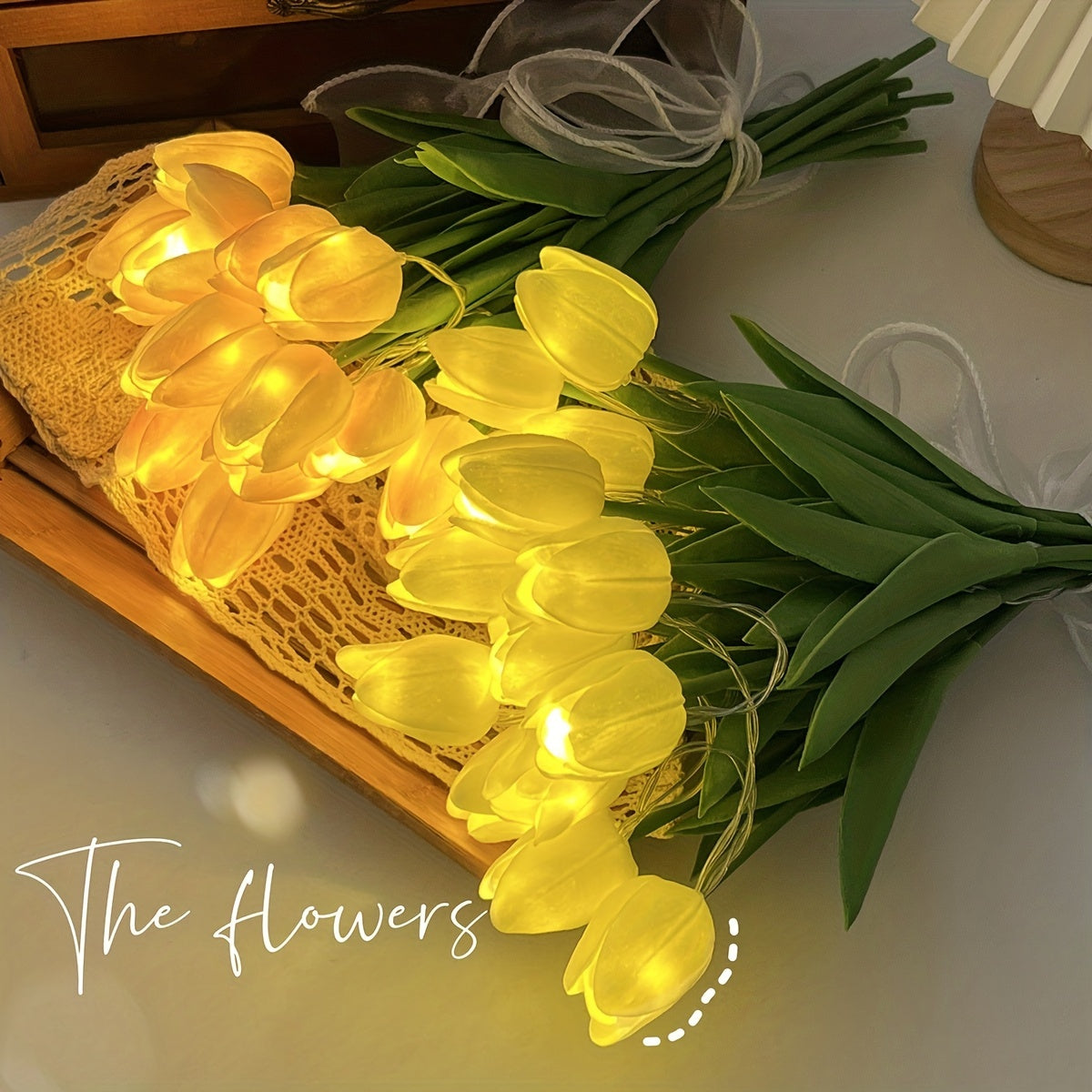 LumiBloom - 10 Pieces Tulip LED Lamps, Handmade Bouquet Table Lamps, Perfect