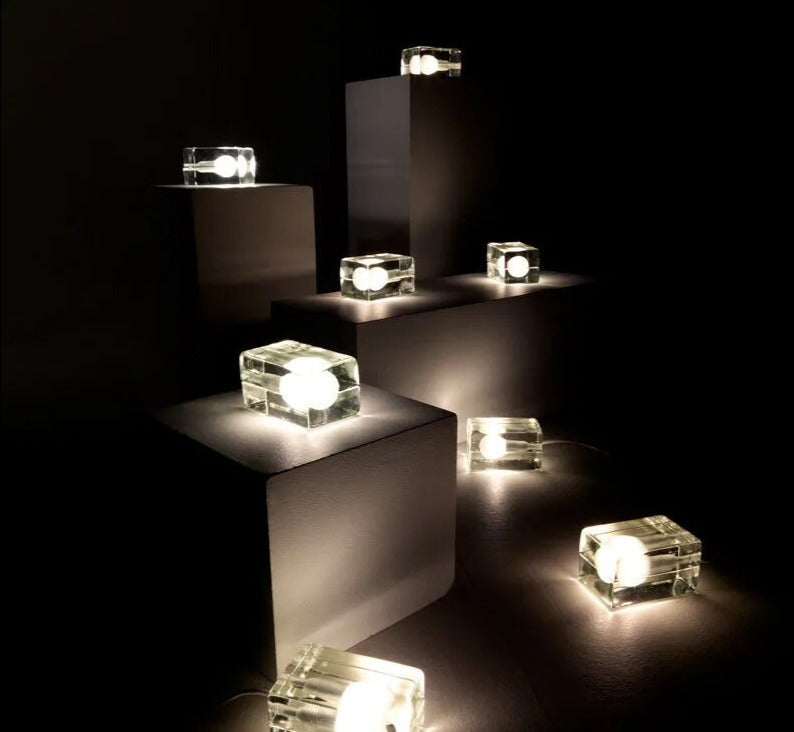 GlowCrystal - Transparent Table Lamp – Modern Lighting for Stylish Interiors